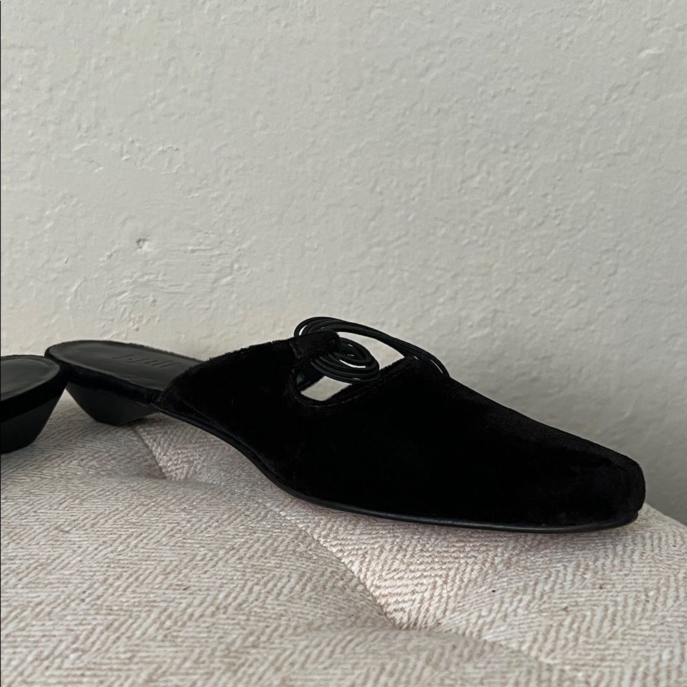 J. Jill Women's Mules in Velvet Black with details in Size 6.5M - Picture 9 of 12